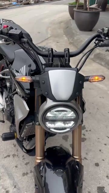 Honda CB300 2022 siêu lướt có trả góp trao đổi ✅. Mua bán Xe máy tại Quận Thanh Xuân Hà Nội được đăng bởi Phú Lý hình 1