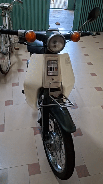 Honda Super Cub 50 Xanh trắng. Mua bán Xe máy tại Quận Cẩm Lệ Đà Nẵng được đăng bởi Thùy Trinh hình 1