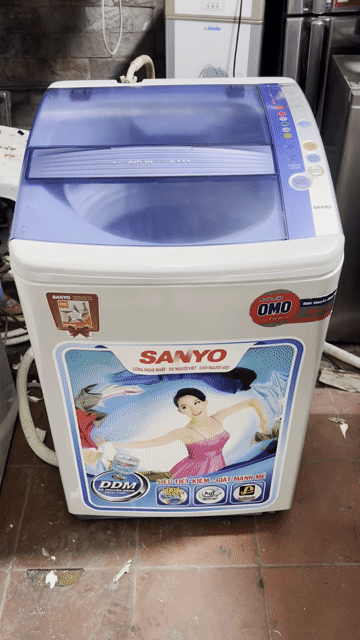 Máy giặt Sanyo 9kg 1tr8 cửa trên. Mua bán Máy giặt tại Quận 7 Tp Hồ Chí Minh được đăng bởi TH Điện lạnh giá rẻ siêu rẻ HCM hình 1