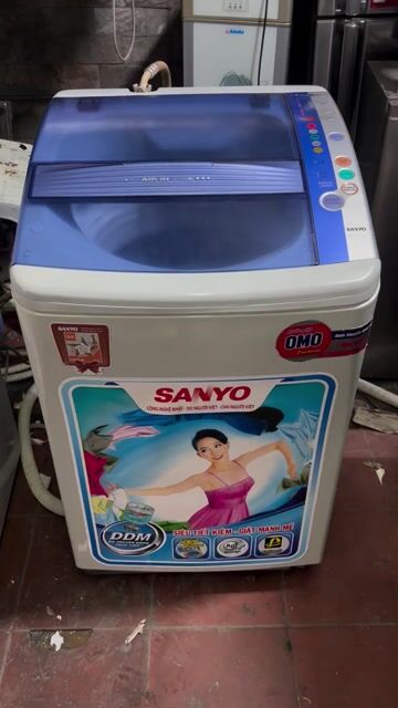 Máy giặt Sanyo 9kg 1tr8 cửa trên. Mua bán Máy giặt tại Quận 7 Tp Hồ Chí Minh được đăng bởi TH Điện lạnh giá rẻ siêu rẻ HCM hình 1