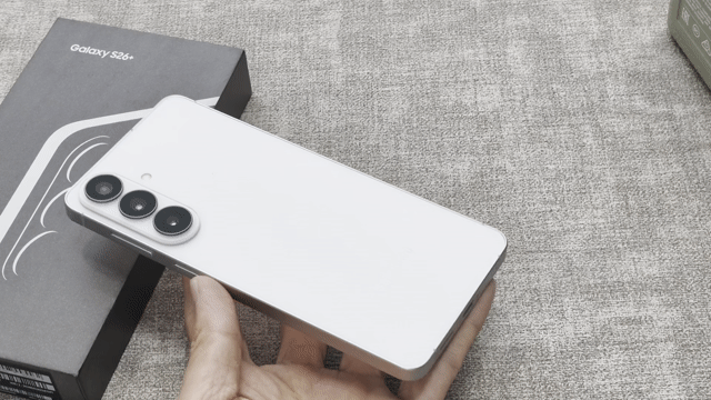 Samsung S26 Plus 256GB Trắng SSVN Like New Fullbox. Mua bán Điện thoại tại Quận 3 Tp Hồ Chí Minh được đăng bởi Minh Phạm  hình 1