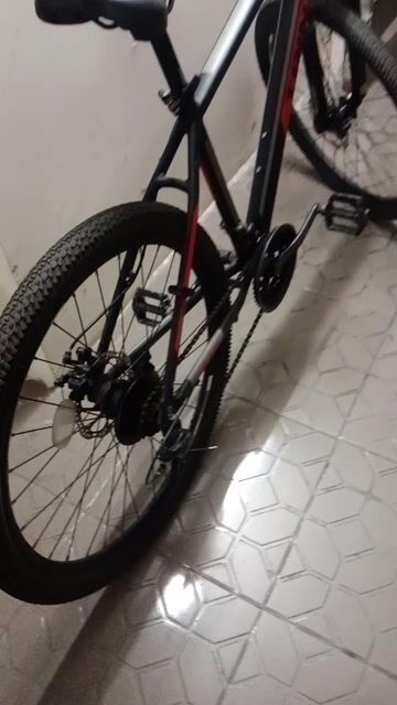 Xe đạp địa hình Trinx TX18 Đen đỏ. Mua bán Xe đạp tại Quận Tân Bình Tp Hồ Chí Minh được đăng bởi Hoàng Trâm hình 1