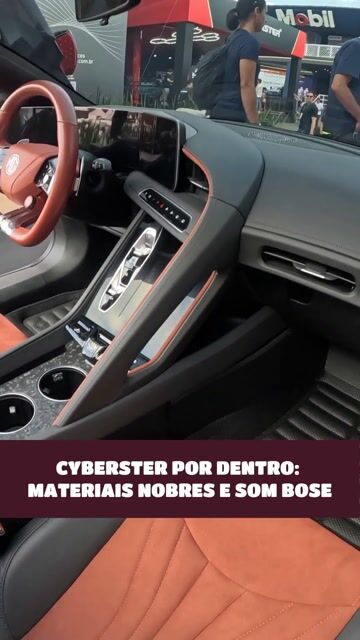 CYBERSTER POR DENTRO: MATERIAIS NOBRES E SOM BOSE