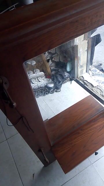 Gương trang điểm gỗ cổ xưa 0,65*1m. Mua bán Nội thất, đồ gia dụng khác tại Quận 6 Tp Hồ Chí Minh được đăng bởi Ngọc Lực hình 1