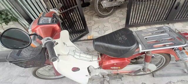 Honda Cub 82 1993 Đỏ đậm. Mua bán Xe máy tại Quận 12 Tp Hồ Chí Minh được đăng bởi Anh Tung hình 1