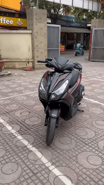 Honda Air Blade Đen. Mua bán Xe máy tại Quận Nam Từ Liêm Hà Nội được đăng bởi chị lan hình 1