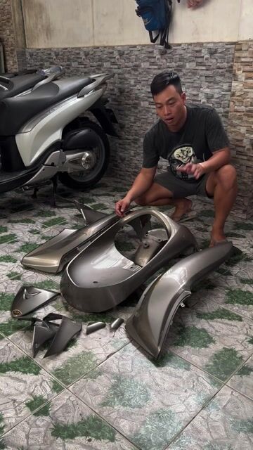 Áo SH Nhập Ý 2011 theo xe lướt 8 ngàn cây. Mua bán Phụ tùng xe tại Huyện Hóc Môn Tp Hồ Chí Minh được đăng bởi Trung hình 1