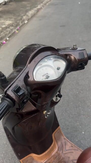 SYM Atila 2012 màu Nâu. Mua bán Xe máy tại Thành phố Thủ Đức Tp Hồ Chí Minh được đăng bởi Nguyễn Thanh Bình hình 1