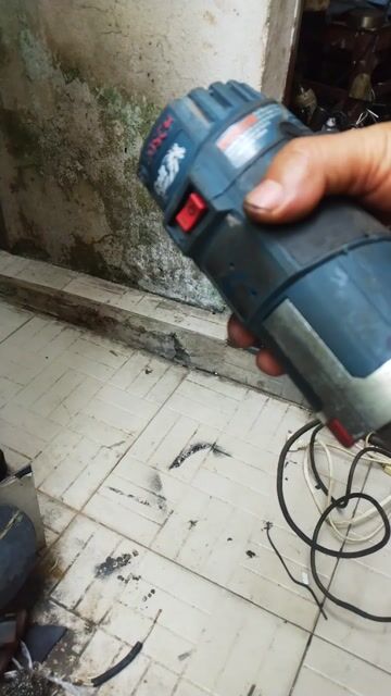 Máy phay mini Bosch Nhật bãi 750W 6 số. Mua bán Đồ chuyên dụng, Giống nuôi trồng tại Quận Gò Vấp Tp Hồ Chí Minh được đăng bởi Cao Thanh Minh  hình 1