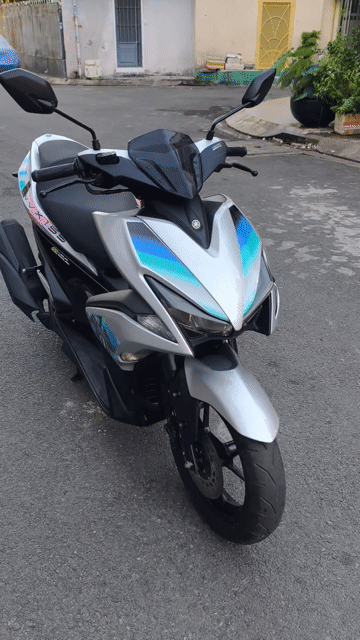 Yamaha NVX 155 ABS Smartkey Bạc Doxou. Mua bán Xe máy tại Quận Tân Phú Tp Hồ Chí Minh được đăng bởi Đỗ Hoàng hình 1