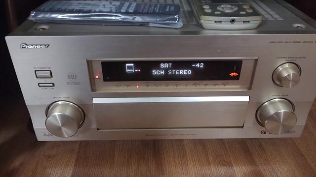 Amply đa kênh Pioneer VSA-AX10i/AX10Ai Bạc. Mua bán Tivi, Âm thanh tại Quận Thanh Xuân Hà Nội được đăng bởi Tuan Nguyen hình 1