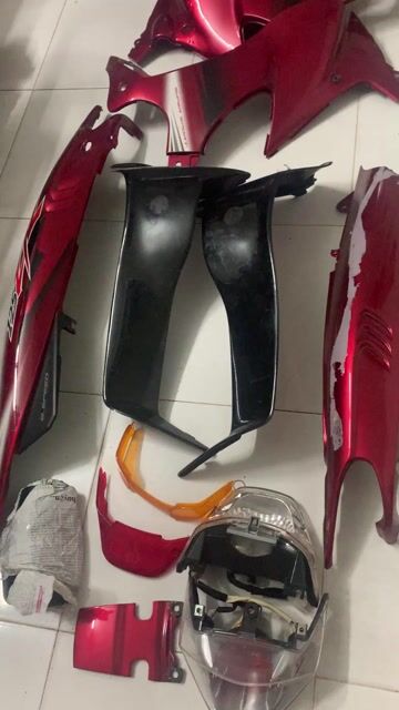Phụ tùng xe máy Yz Nhựa Đỏ Đen Đã sử dụng. Mua bán Phụ tùng xe tại Quận Bình Tân Tp Hồ Chí Minh được đăng bởi Vũ Đức Duy hình 1
