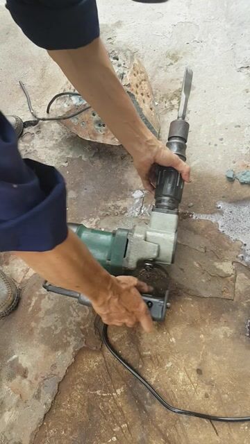 Máy đục bê tông MAKITA 0810 cực mạnh. Mua bán Đồ chuyên dụng, Giống nuôi trồng tại Quận 6 Tp Hồ Chí Minh được đăng bởi May Tho hình 1