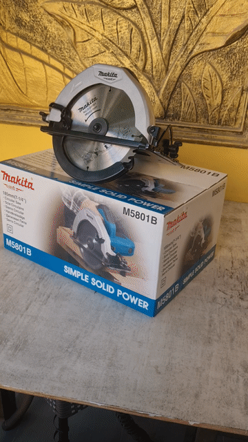 Máy cưa đĩa Makita M5801B. Mua bán Đồ chuyên dụng, Giống nuôi trồng tại Quận 7 Tp Hồ Chí Minh được đăng bởi Huy Bui hình 1