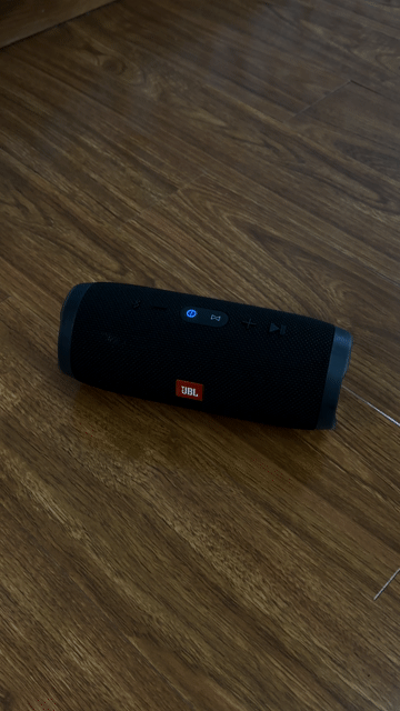 Loa Bluetooth JBL Charge 3 Đen xách tay Mỹ. Mua bán Tivi, Âm thanh tại Quận Hoàng Mai Hà Nội được đăng bởi Nhật Linh hình 1