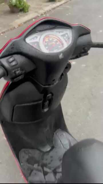 Honda Lead 2011 mau đõ len ken mới 95 %. Mua bán Xe máy tại Thành phố Thủ Đức Tp Hồ Chí Minh được đăng bởi Nguyễn Thanh Bình hình 1