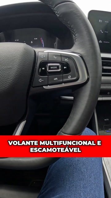VOLANTE MULTIFUNCIONAL E ESCAMOTEÁVEL