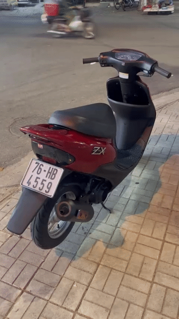 Honda tay ga dio zx 2 thì 50cc giấy tờ đầy đủ. Mua bán Xe máy tại Thành phố Quảng Ngãi Quảng Ngãi được đăng bởi Hien hình 1