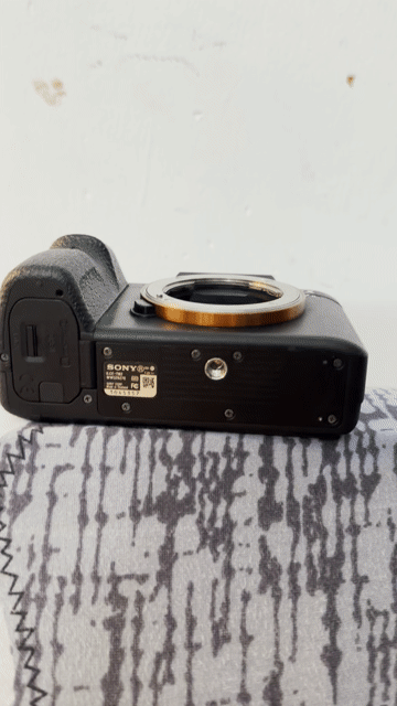 Máy ảnh Sony A72 Đen Đã sử dụng. Mua bán Máy ảnh, Máy quay tại Quận 3 Tp Hồ Chí Minh được đăng bởi Lê Thị Nhung hình 1