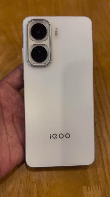 IQOO Neo 11 256GB Trắng 12GB. Mua bán Điện thoại tại Quận 3 Tp Hồ Chí Minh được đăng bởi Tô Đăng Tuấn hình 1