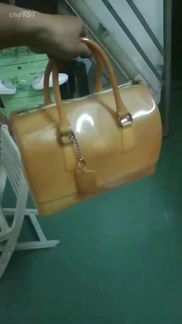 🇮🇹Giỏ xách Ý FURLA VINYL CANDY(hàng sưu tầm),có đổi. Mua bán Túi xách tại Quận Ninh Kiều Cần Thơ được đăng bởi Shop Tứ Quí hình 1