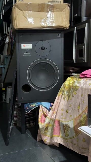 Loa bookshelf JBL L40 Mỹ 25cm Gỗ. Mua bán Tivi, Âm thanh tại Quận 1 Tp Hồ Chí Minh được đăng bởi Đam mê hàng Âu hàng Nhật hình 1