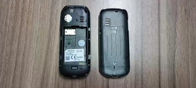 Xác Điện Thoại Nokia 1280 (Không Kèm Pin).. Mua bán Điện thoại tại Quận Tân Bình Tp Hồ Chí Minh được đăng bởi Bách Hóa Philip hình 1