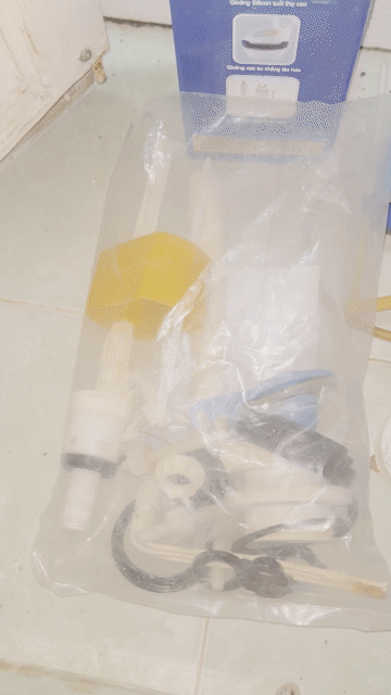 2 Bộ thay thiết bị bồn cầu vệ sinh, vòi sen. Mua bán Thiết bị vệ sinh, nhà tắm tại Quận Gò Vấp Tp Hồ Chí Minh được đăng bởi Vân hình 1