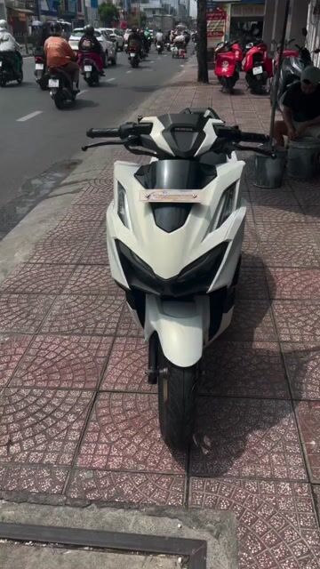 Honda Vario 160 2023 ABS Trắng. Mua bán Xe máy tại Quận Phú Nhuận Tp Hồ Chí Minh được đăng bởi Dũng hình 1