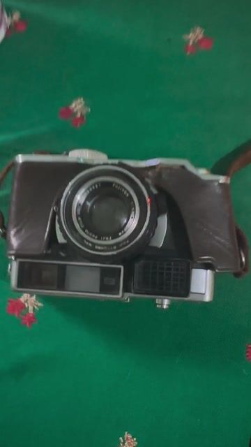 Máy ảnh đồ cổ Fujica 35-EE Nâu bạc. Mua bán Máy ảnh, Máy quay tại Quận Bình Tân Tp Hồ Chí Minh được đăng bởi Ngô thị Mỹ chi hình 1