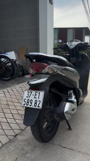 Honda SH Mode 2018 màu Bạc. Mua bán Xe máy tại Thành phố Thủ Dầu Một Bình Dương được đăng bởi Hoai nguyen hình 1