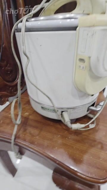 Nồi cơm điện Takash Nhật Bản Trắng 100V. Mua bán Bếp, lò, đồ điện nhà bếp tại Huyện Châu Phú An Giang được đăng bởi Văn Hung Do hình 1