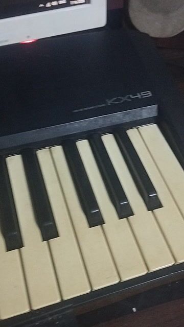 Yamaha KX49 MIDI Controller Đen Đã qua sử dụng. Mua bán Nhạc cụ tại Quận Gò Vấp Tp Hồ Chí Minh được đăng bởi DARK OFFICIAL hình 1