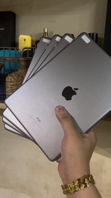 iPad Gen 5 32/128Gb Học Tập, Giải Trí Siêu Rẻeee🔥. Mua bán Máy tính bảng tại Quận 1 Tp Hồ Chí Minh được đăng bởi Lư Quốc Thông hình 1