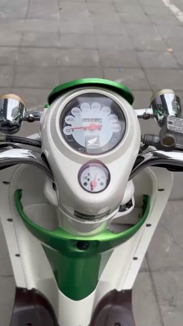 Honda Scoopy 110fi nhập thái sơn máy zin 100%. Mua bán Xe máy tại Quận Cầu Giấy Hà Nội được đăng bởi nguyễn bích thuỷ hình 1