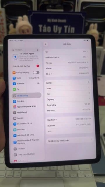 iPad Pro 11" M1 128GB Xám Pin 80% Màn Chỉ Nhẹ. Mua bán Máy tính bảng tại Thành phố Thủ Đức Tp Hồ Chí Minh được đăng bởi Táo Uy Tín Chuyên Cung Cấp Sỉ Và Lẻ Tuyển Công Tác Viên hình 1