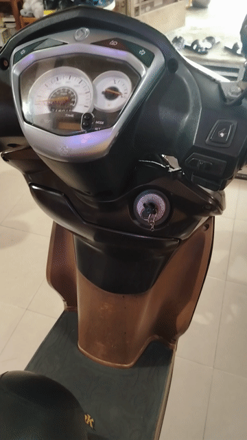 SYM Shark 125cc Nâu Xe tay ga. Mua bán Xe máy tại Quận Bình Thạnh Tp Hồ Chí Minh được đăng bởi Đại Phú hình 1