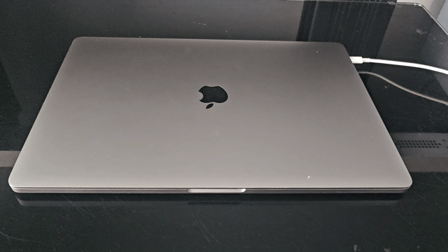 Apple Macbook Pro 2019 i9 16 inch 16GB/512GB Xám. Mua bán Laptop tại Quận 11 Tp Hồ Chí Minh được đăng bởi Văn Thanh hình 1