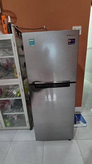 Tủ lạnh Samsung RT20FARWDSA 203L Bạc cũ. Mua bán Tủ lạnh tại Huyện Hòa Thành Tây Ninh được đăng bởi Ms  MaiThi hình 1
