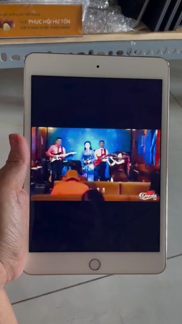 iPad mini4 128g bản wifi pin rất lâu giá sinh viên. Mua bán Máy tính bảng tại Quận 5 Tp Hồ Chí Minh được đăng bởi Hường Vitinhkhanhhoang hình 1