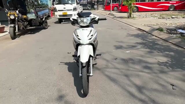 Honda Future Neo X Trắng bạc. Mua bán Xe máy tại Quận 12 Tp Hồ Chí Minh được đăng bởi Cửa hàng Xe máy 380 hình 1