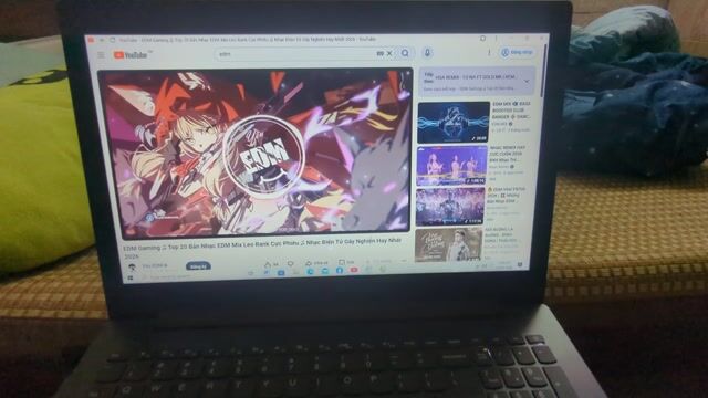 Lenovo i5-8250U 4GB HDD. Mua bán Laptop tại Quận Dương Kinh Hải Phòng được đăng bởi thành hồ hình 1