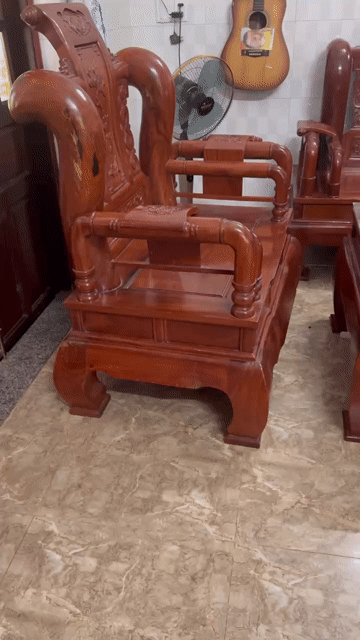 Bộ bàn ghế phòng khách-size đại 6 món. Mua bán Bàn ghế tại Thành phố Long Khánh Đồng Nai được đăng bởi Ms Uyễn Hoàng hình 1