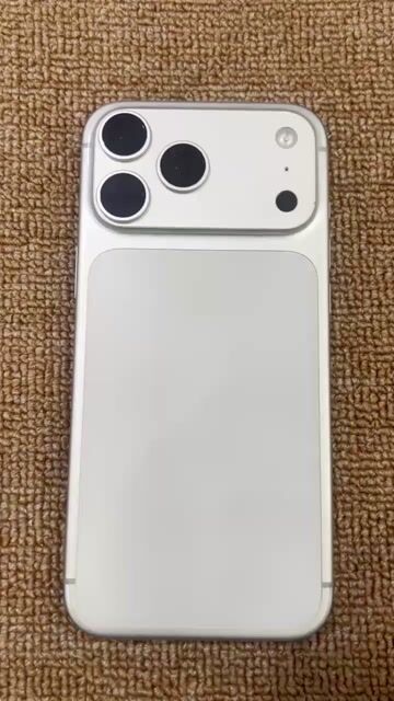 Apple iPhone 17 Pro Max Bạc Như Mới. Mua bán Điện thoại tại Quận 10 Tp Hồ Chí Minh được đăng bởi Le hong hình 1