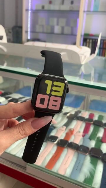 Apple Watch S5 44 LTE Thép Đen 99% sai duoc esim. Mua bán Thiết bị đeo thông minh tại Quận Phú Nhuận Tp Hồ Chí Minh được đăng bởi pé phuong hình 1