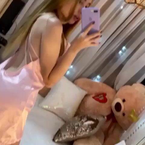 Model - Emily Hanz sexy