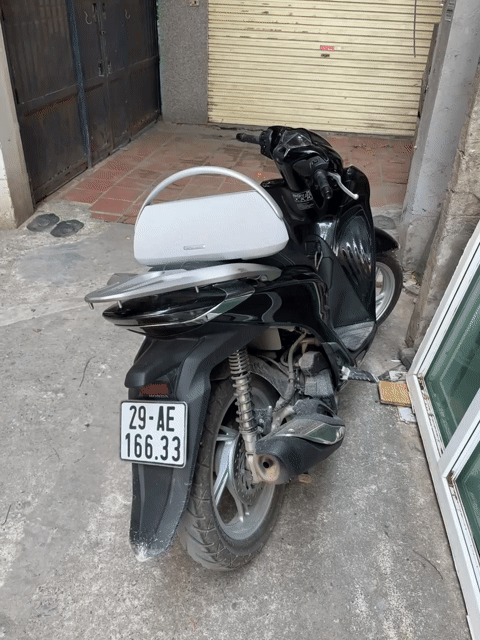 Honda SH125i CBS 2022 Đen. Mua bán Xe máy tại Quận Tây Hồ Hà Nội được đăng bởi Quân Nguyễn  hình 1