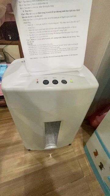 Máy hủy tài liệu LBA P-13CD Trắng. Mua bán Đồ dùng văn phòng tại Quận Ngũ Hành Sơn Đà Nẵng được đăng bởi Luân Nguyễn hình 1