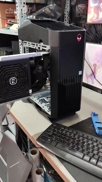 Dell Alienware Aurora R8 I7 8700 16GB/256GB. Mua bán Máy tính để bàn tại Quận 3 Tp Hồ Chí Minh được đăng bởi Tiến Nguyễn hình 1