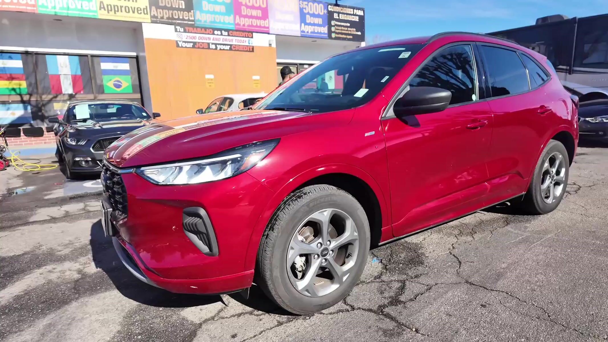 Video thumbnail for 2024 Ford Escape